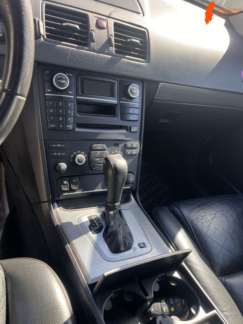 volvo-xc90-d5-diesel-automat-sald