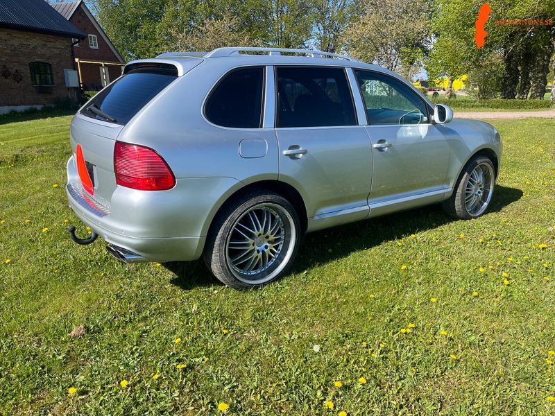porsche-cayene