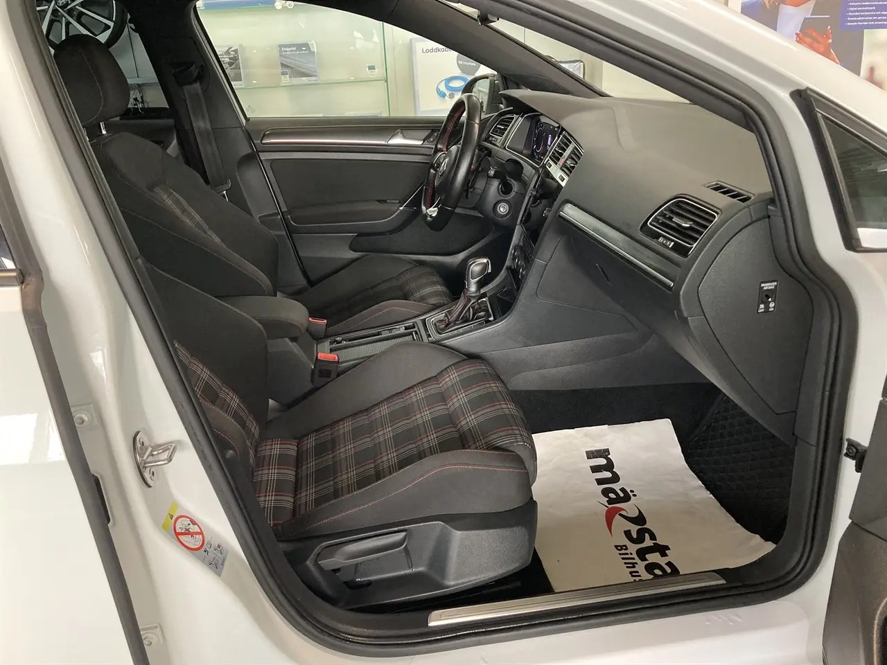 volkswagen-golf-5-dorrars-gti-performance-20-tsi-dsg-sekventiell