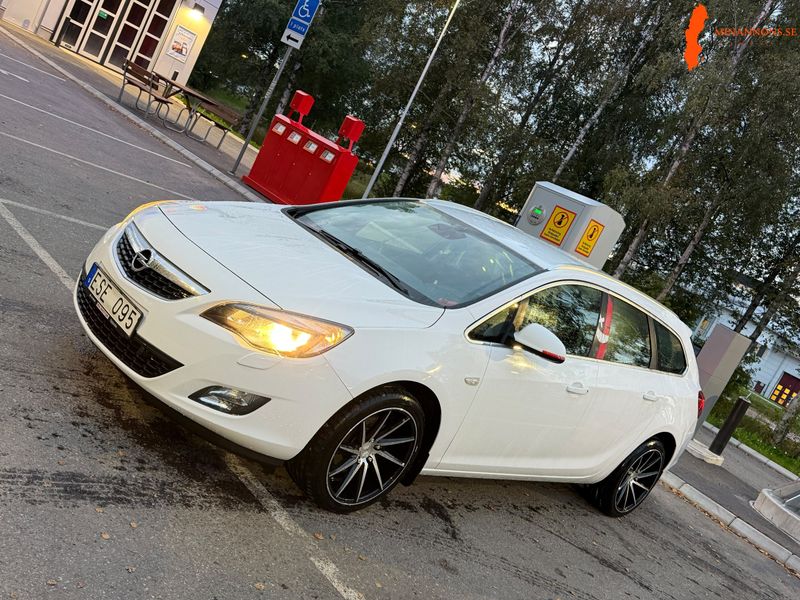 opel-astra-sports-tourer-17-cdti-ecoflex