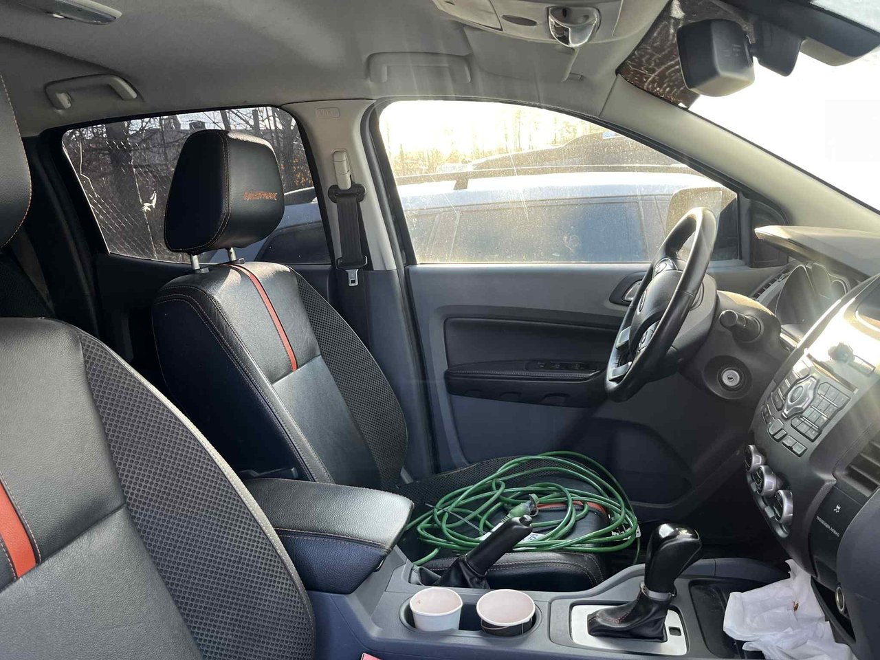 ford-ranger-dubbelhytt-32-tdci-4x4-selectshift