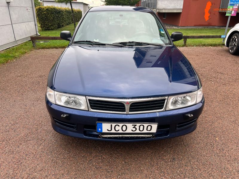 mitsubishi-mitsubishi-lancer-sedan-13-12v-fwd