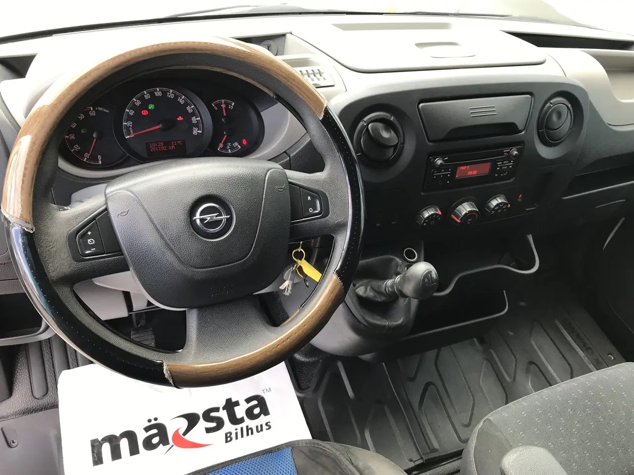 opel-movano-van-35t-23-cdti