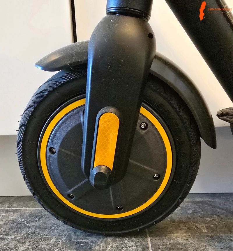 helt-ny-magnum-promax-1000w-el-scooter-med-bluetooth-app-fabriks-garanti