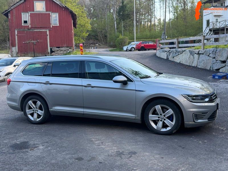 volkswagen-passat-14-tsi-plug-in-hybrid-fwd-gte-phev-b