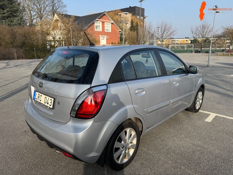 kia-rio-14-sport-nybesiktad