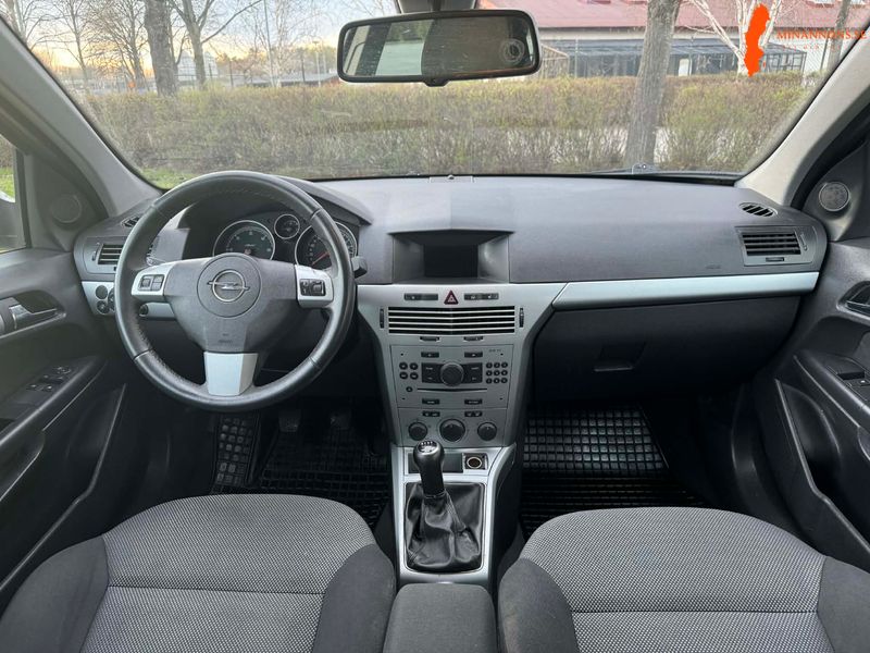 opel-astra-caravan-17-cdti-ecotec-manuell