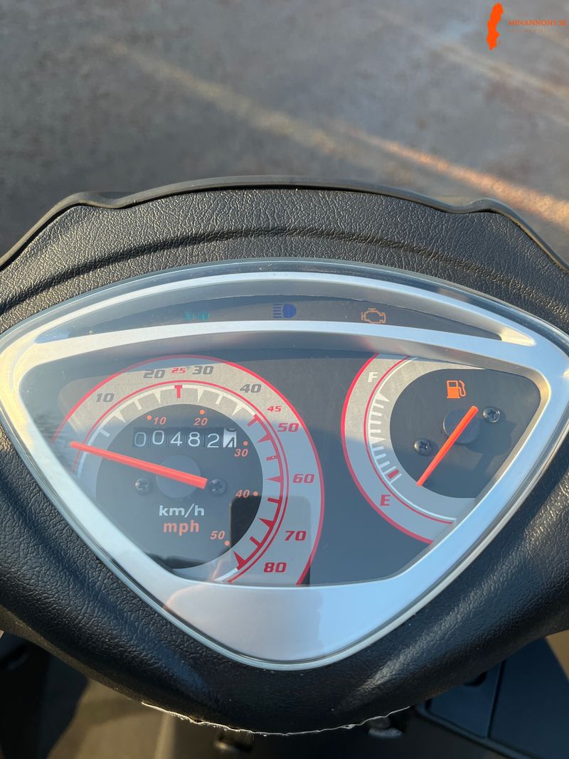 moped-t-rex-motocr
