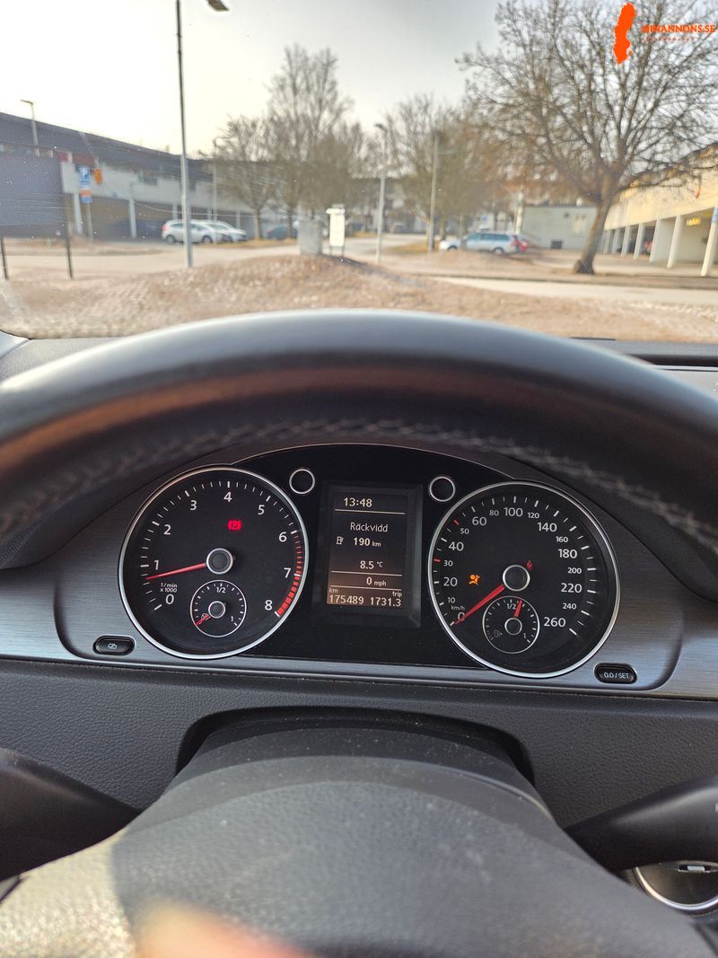 volkswagen-passat-2012-ecofuel-backkamera-dragkrok-17-500-mil