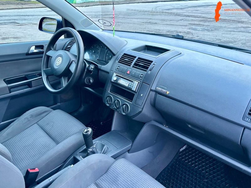 volkswagen-polo-5-dorrars-14-manuell-2005a-skattadbesiktigad