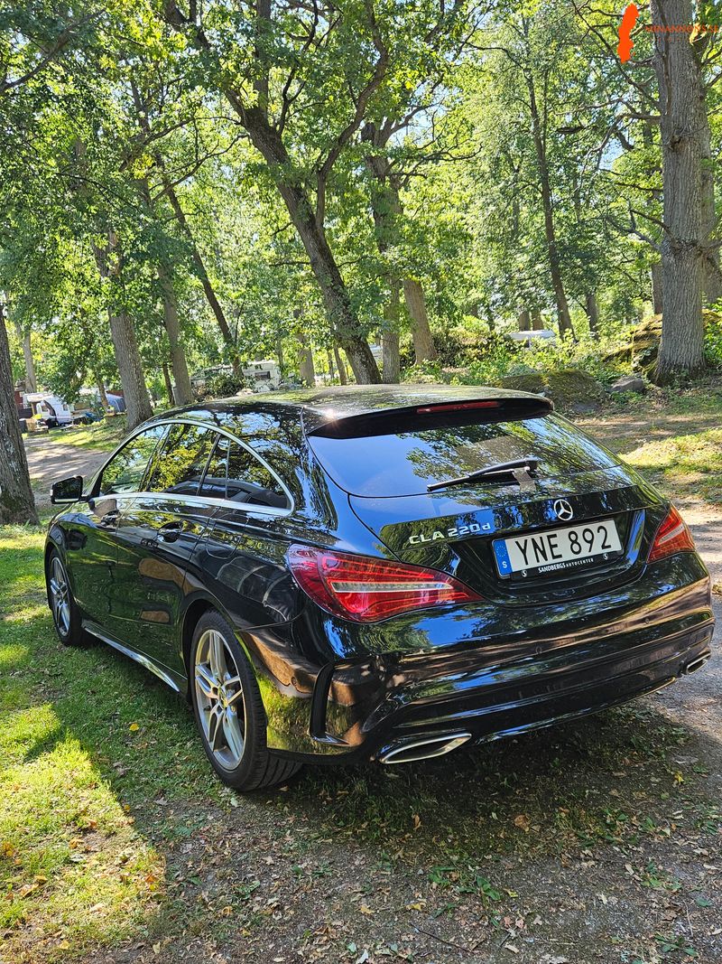 Mercedes-Benz CLA 220 D 220 d FWD