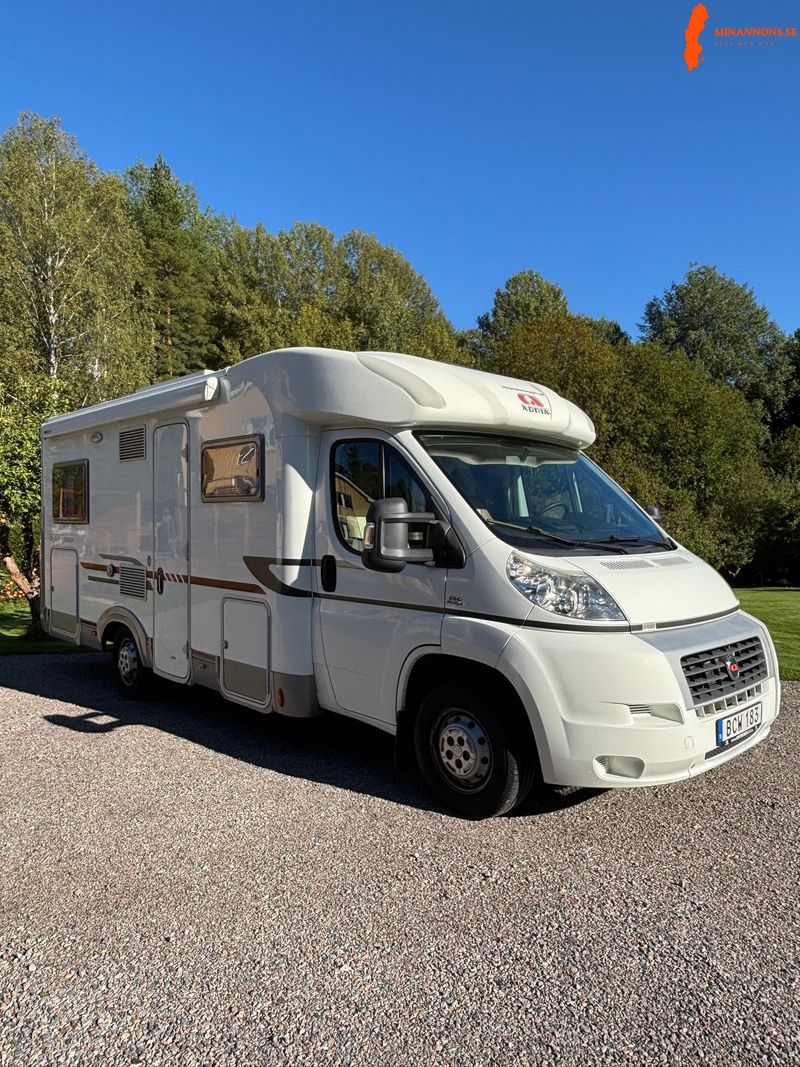 adria-s-650-sf-sport-2012