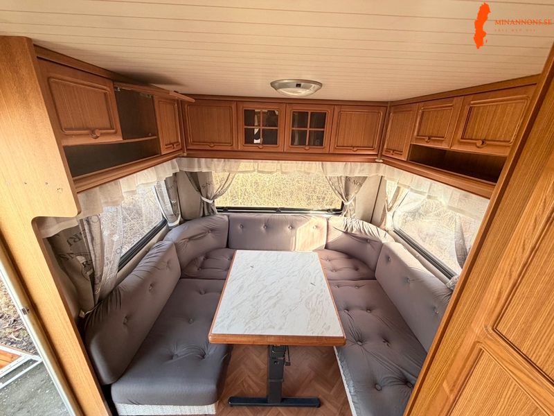 hobby-530-tk-de-luxe-nyare-kokfortalt1991