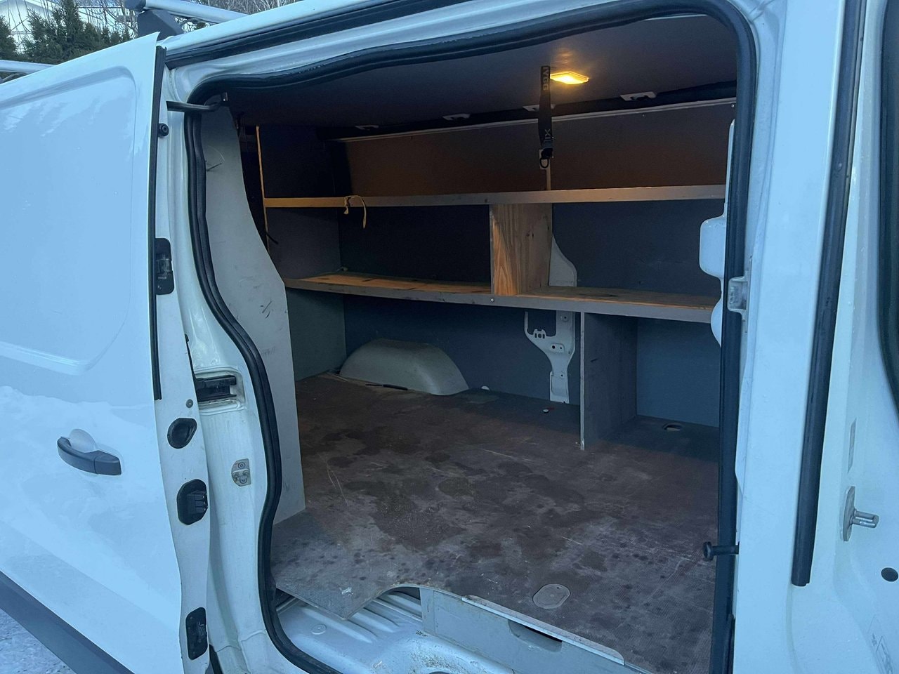 opel-vivaro-skapbil-29t-16-cdti