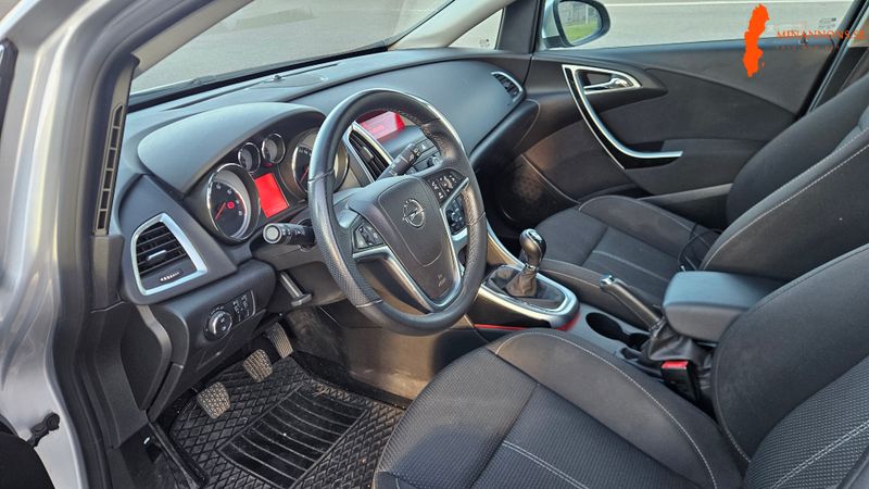 opel-astra-sports-tourer-14t-ecotec-fwd