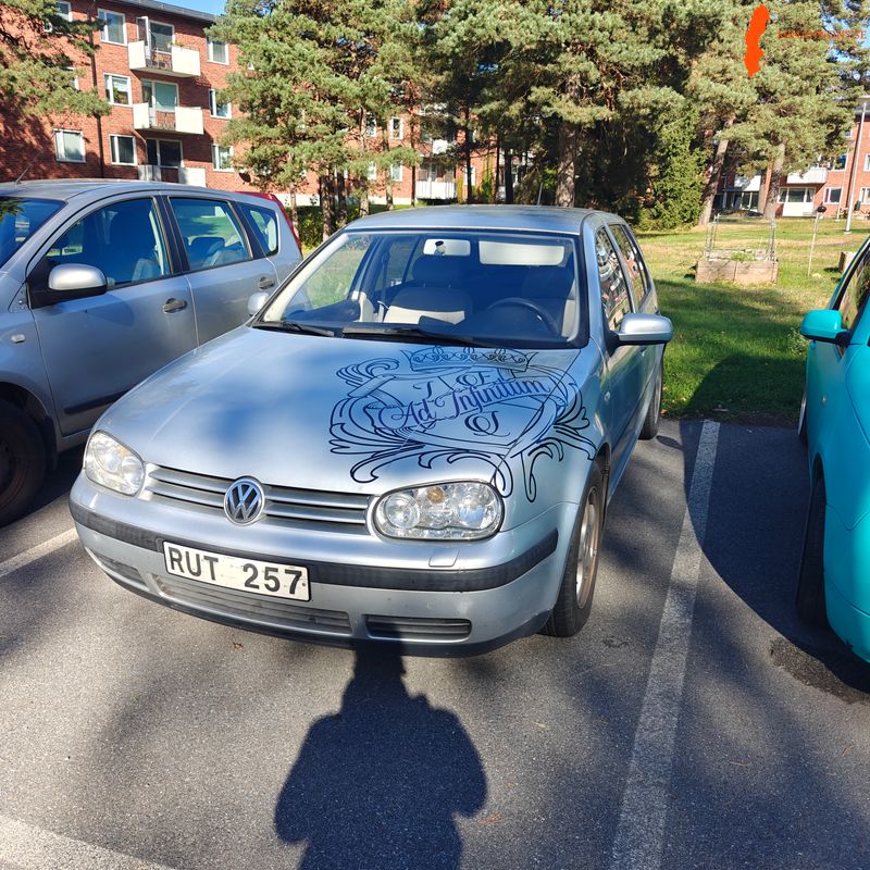 volkswagen-vw-golf-16-16-8v-fwd
