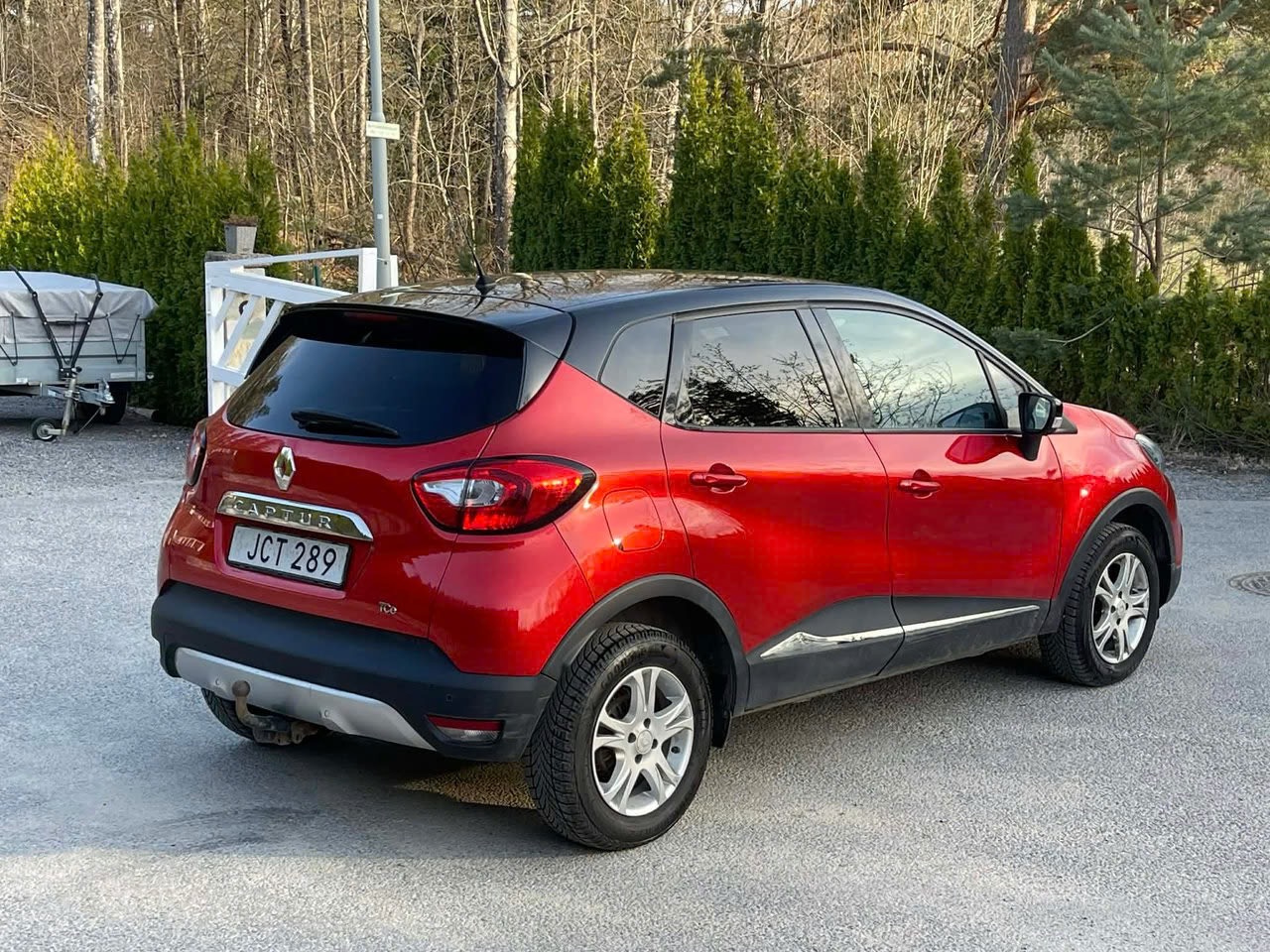 renault-captur-12-tce-edc