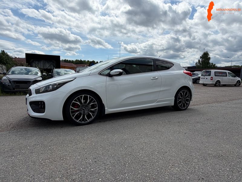kia-ceed-16-t-gdi-fwd-gt