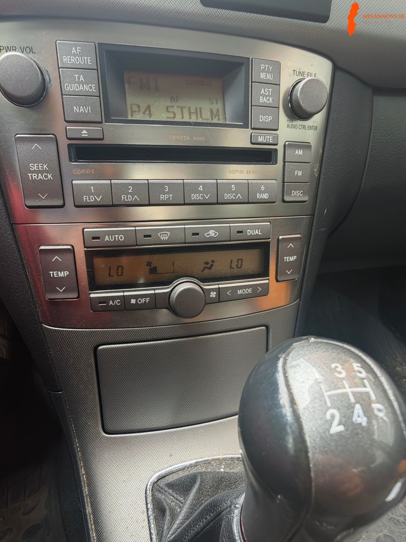 toyota-toyota-avensis-18-vvt-i-fwd