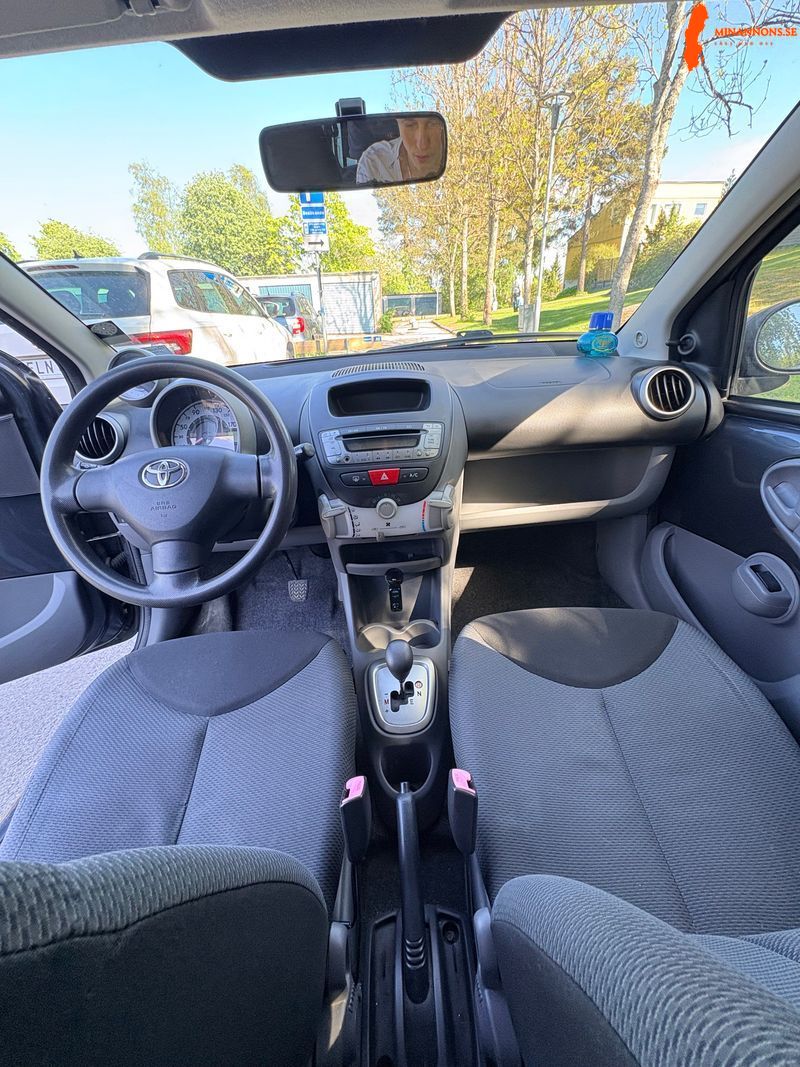toyota-toyota-aygo-10-12v