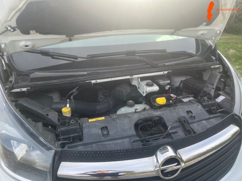 opel-vivaro-120hk
