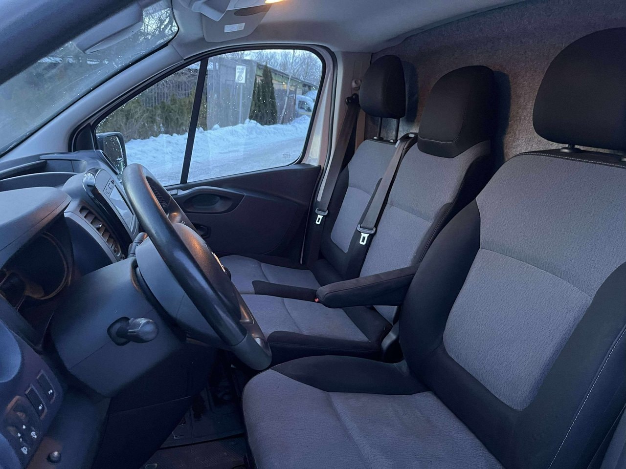 opel-vivaro-skapbil-29t-16-cdti