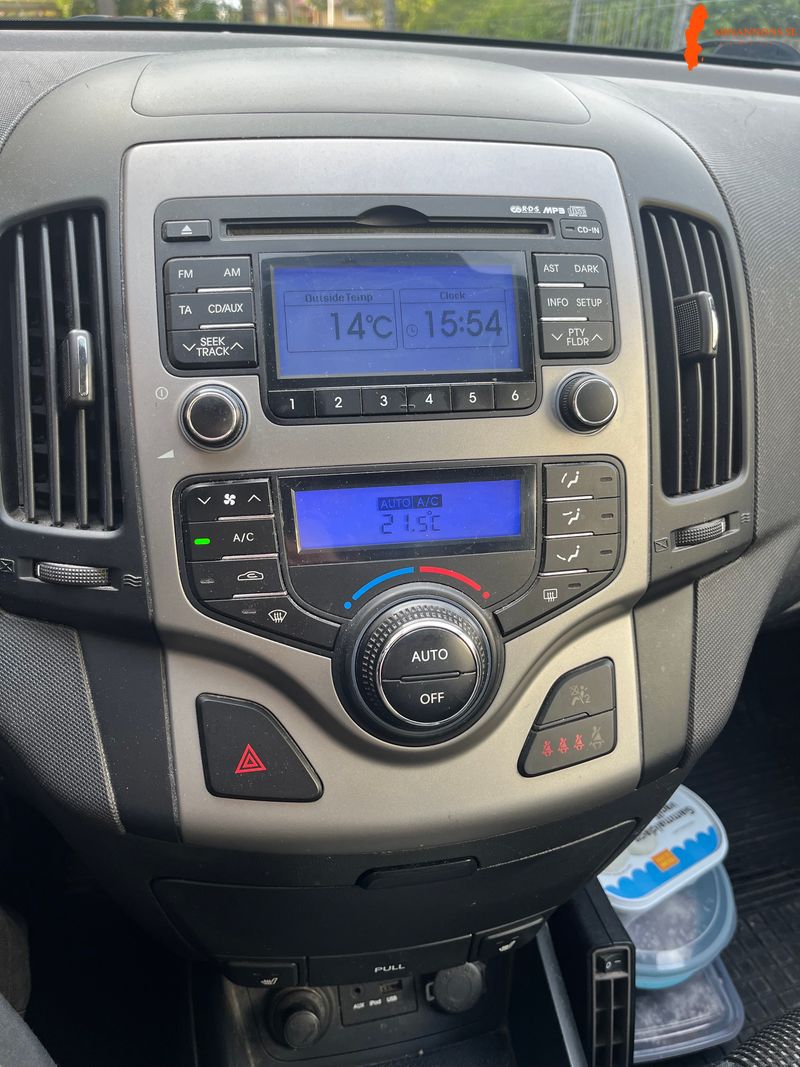 hyundai-i-30-cw-16-crdi-fwd