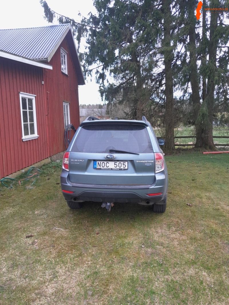 subaru-forester-20-d-awd