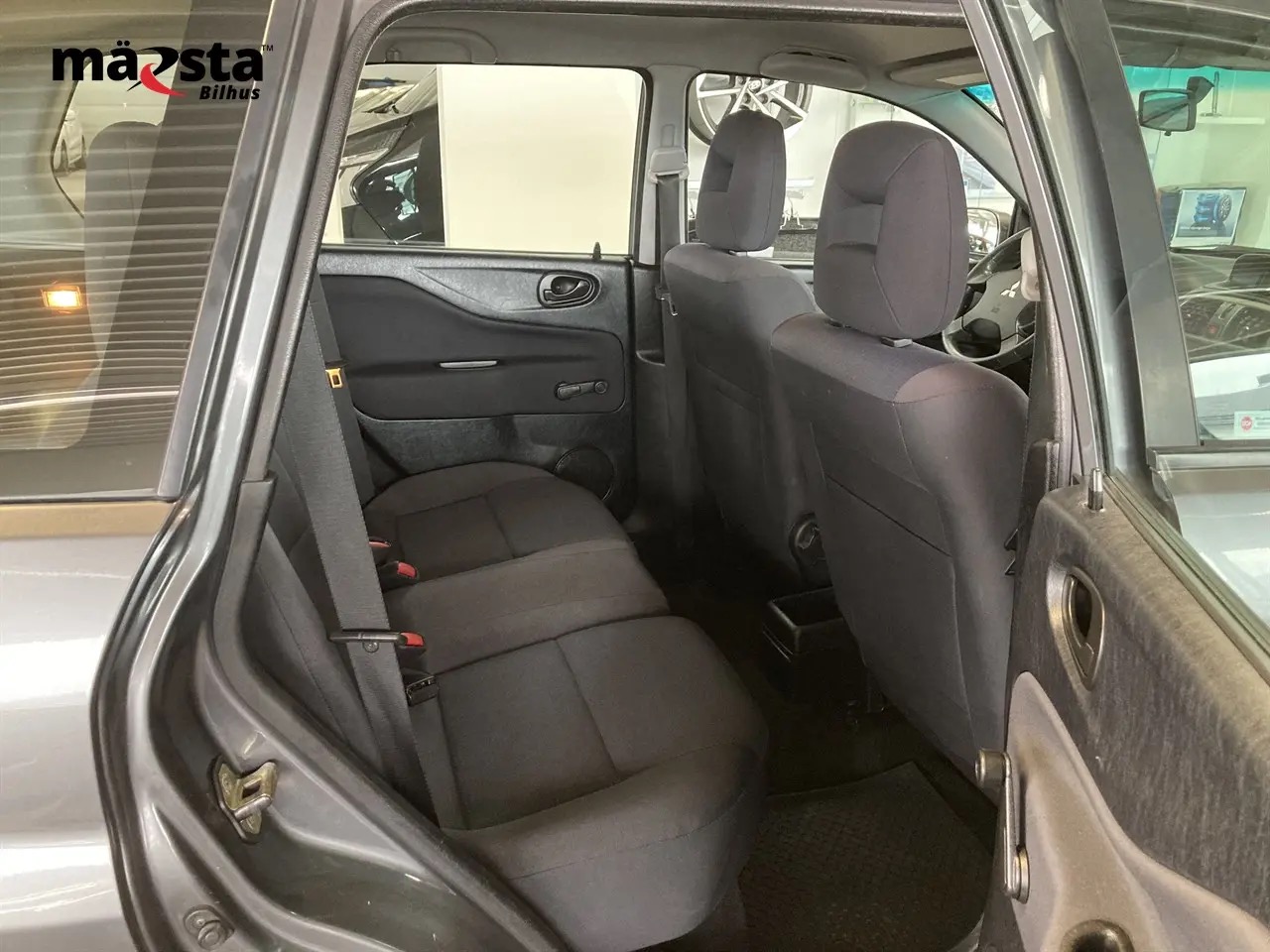 mitsubishi-space-star-16