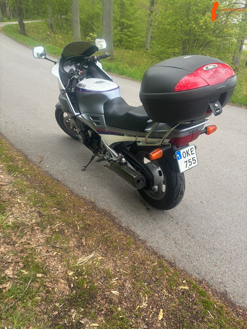 yamaha-fj1200-1990