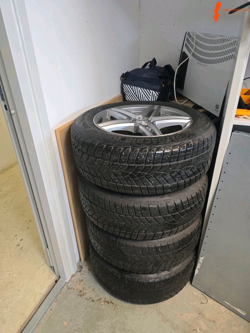 fina-18-vinterhjul-goodyear-ultragrip-23560-r18-5x112