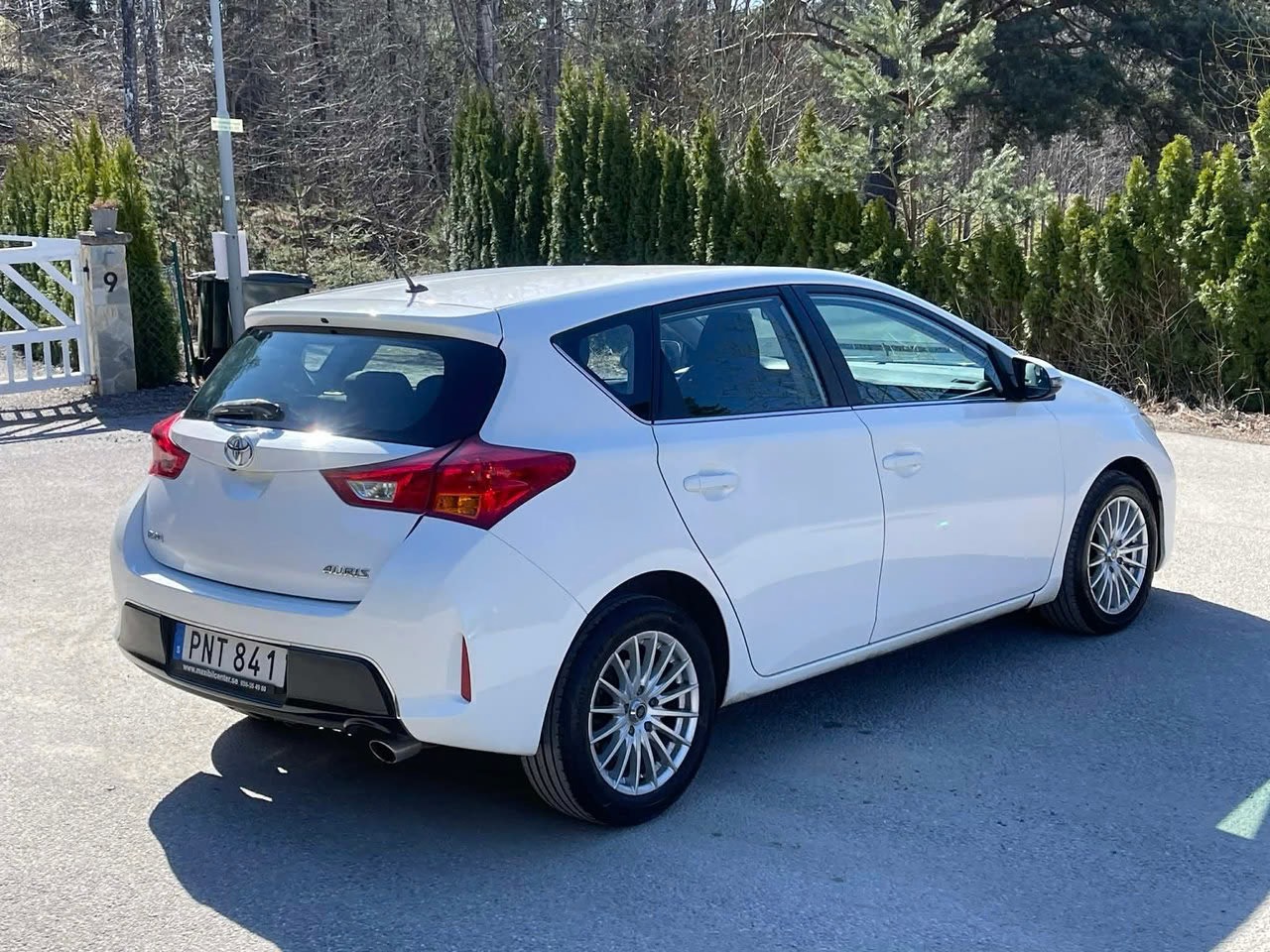 toyota-auris-20-d-4d