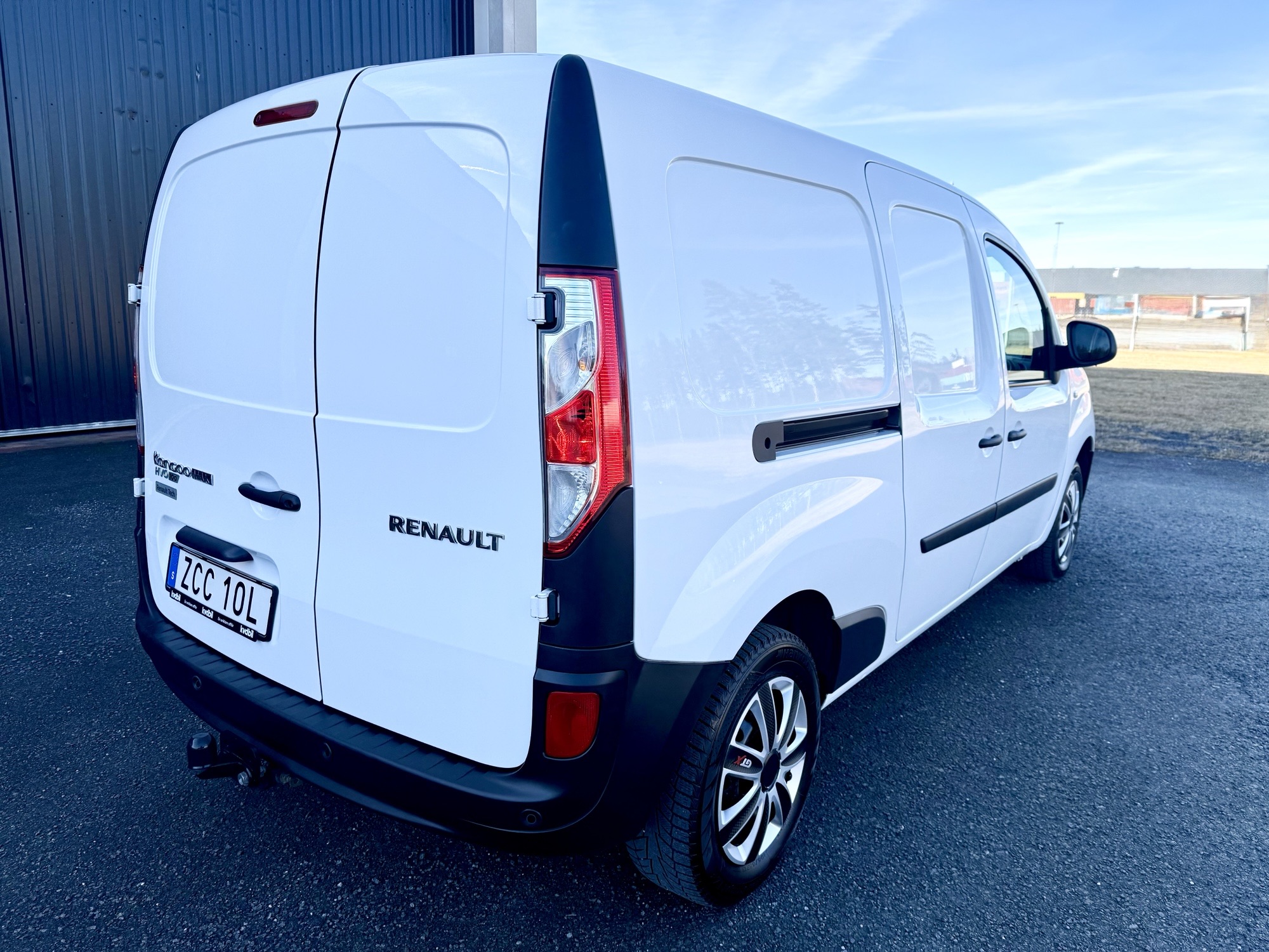 renault-kangoo-express-maxi