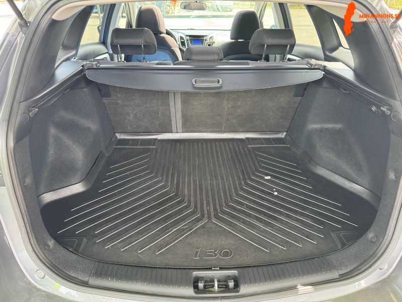 hyundai-i30-16-crdi-panorama