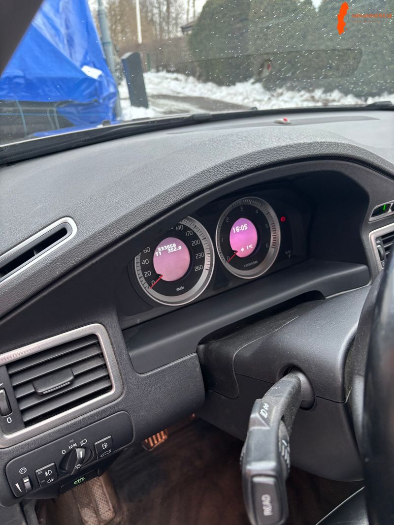 volvo-v70-16d-drive-manuell