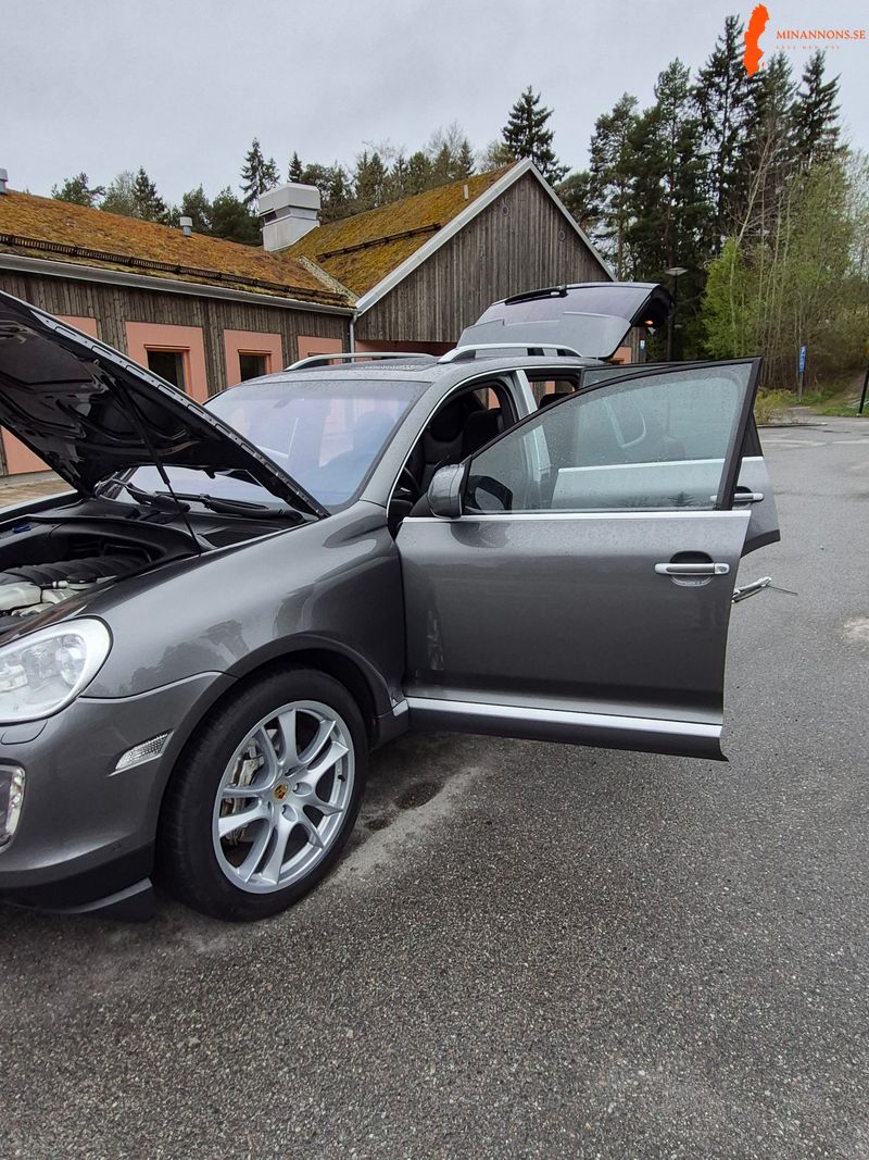 porsche-cayenne-s