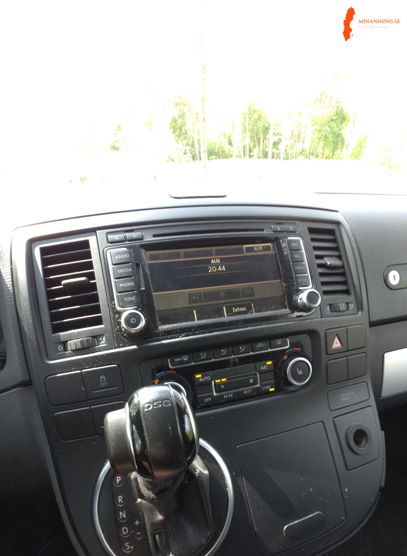 volkswagen-multivan-20-tdi-dsg-sekventiell-180hk-2013