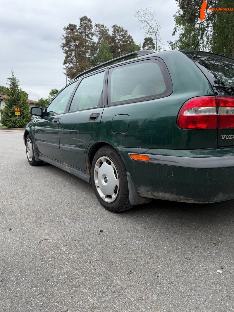 volvo-v40-18-bensin