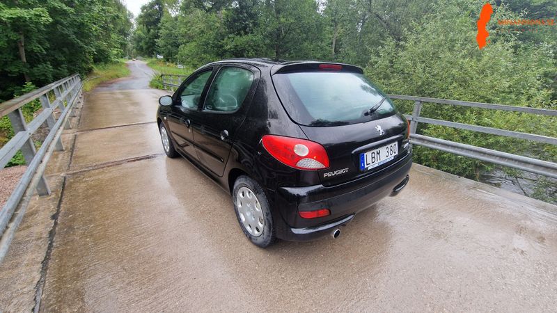 peugeot-206-plus-14-8v