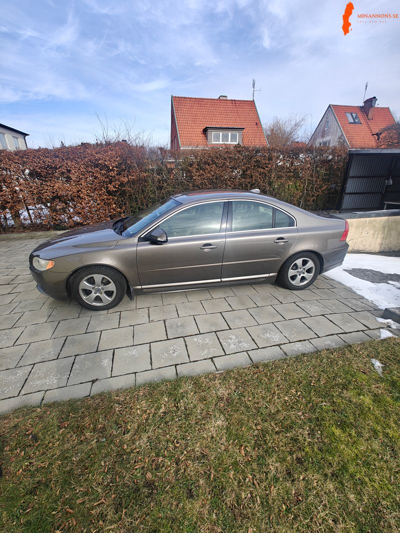 volvo-s80-32-awd