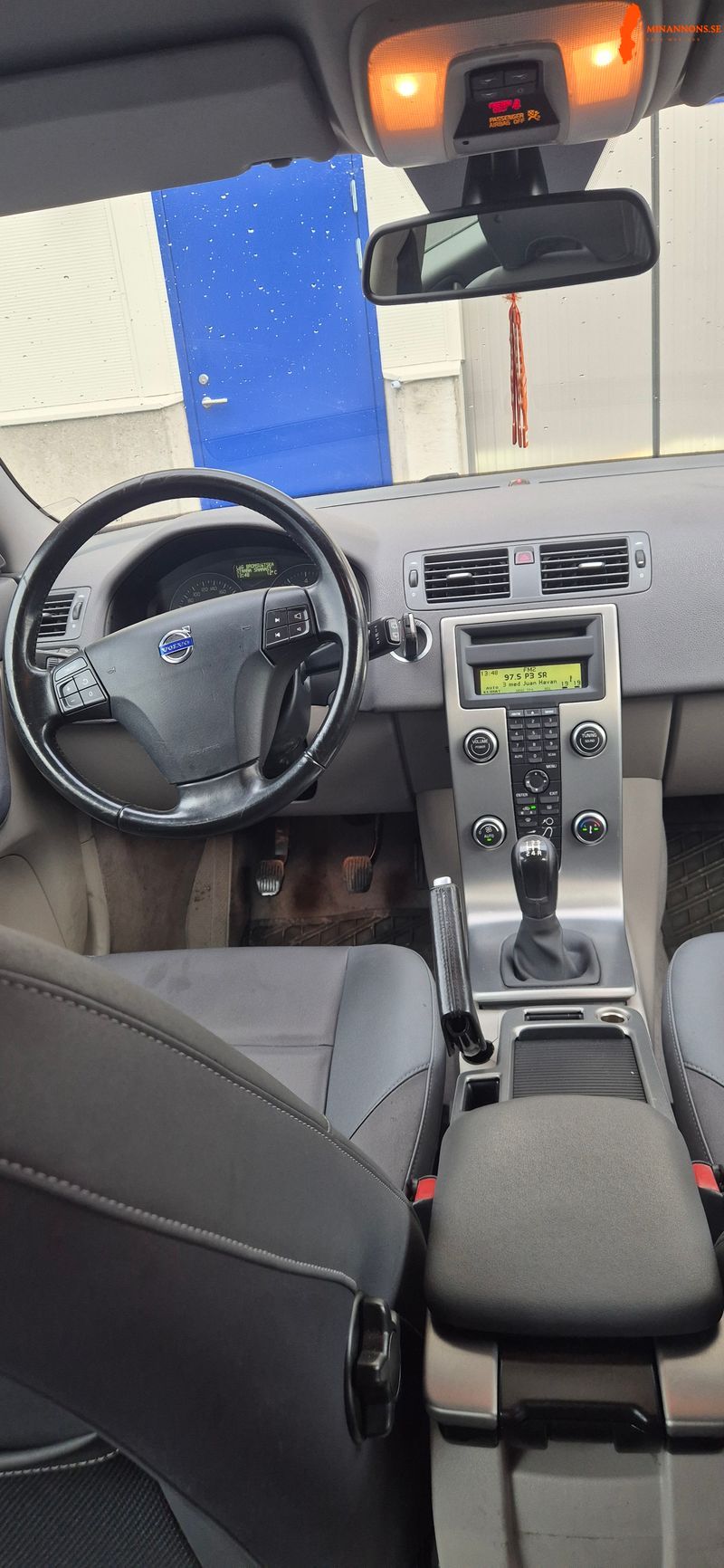 volvo-v50