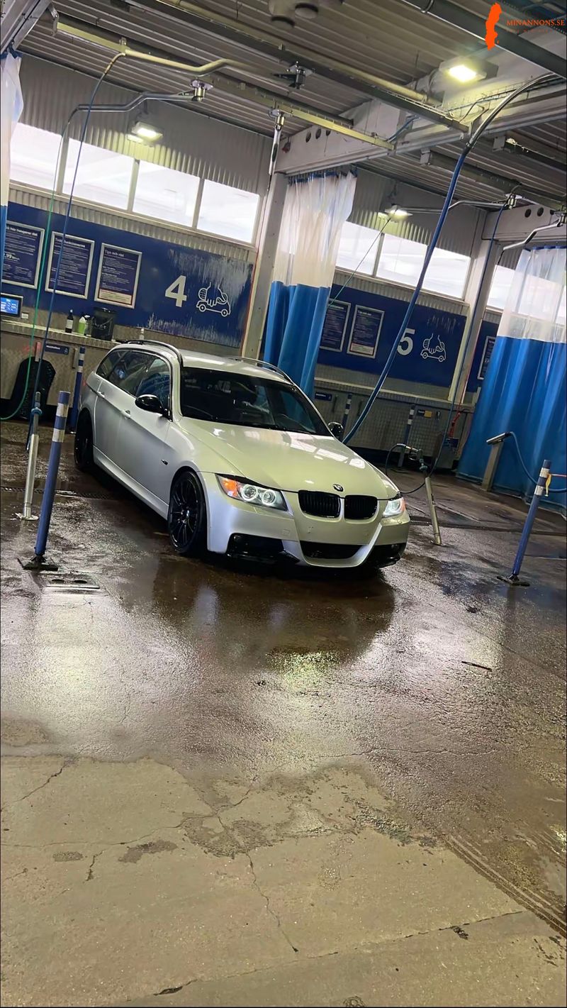bmw-320i-e91-2008