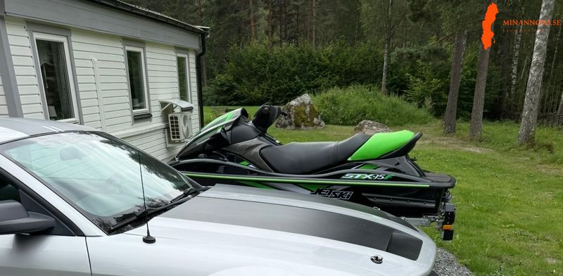 vattenskoter-kawasaki-stx15-f