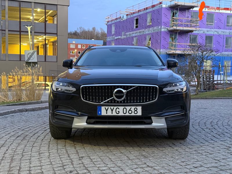 volvo-v90-cross-country