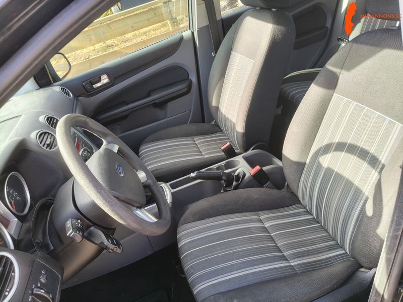 fin-rostfri-norrbottensbil-ford-focus-16tdci-109hk-2011-20350-mil