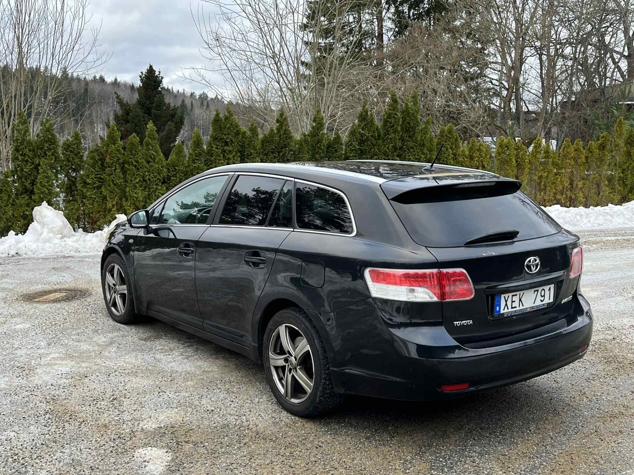 toyota-avensis-kombi-22-d-4d