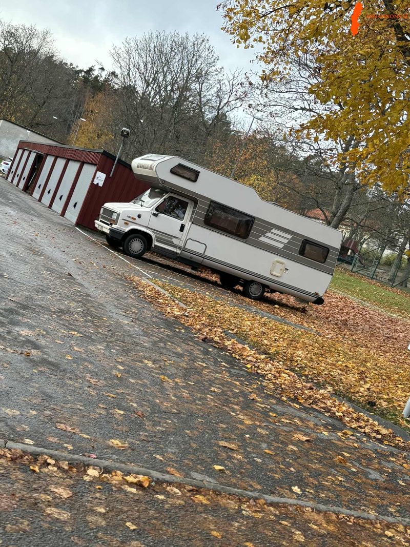 husbil-eller-husvagn-till-biligt-pris-defekter-e-obesiktad-ej-hinder-ars-fr198820020