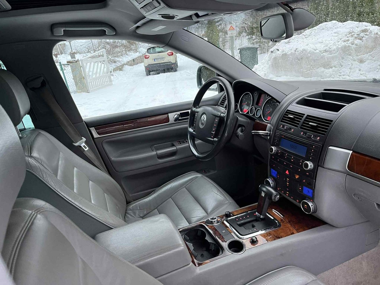 volkswagen-touareg-na-32-v6-4xmotion-tiptronic