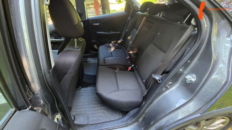 honda-civic-tourer-16-i-dtec-fwd