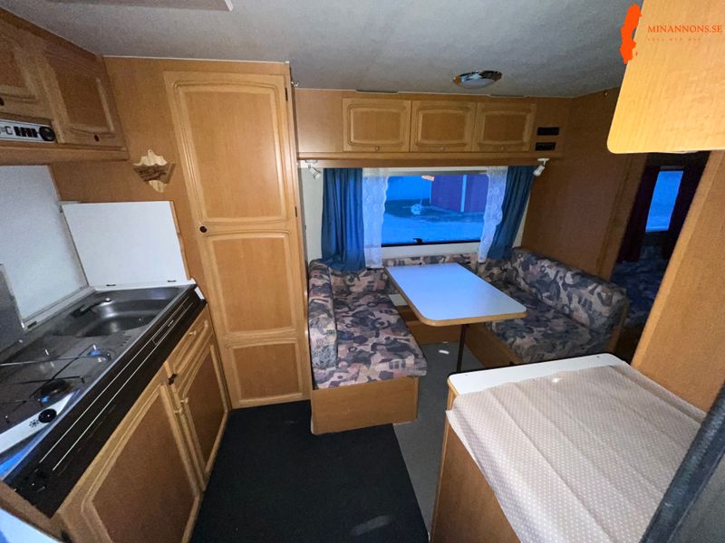 adria-unica-c-502-lh-langbaddbesiktigadfortaltmarkis1996